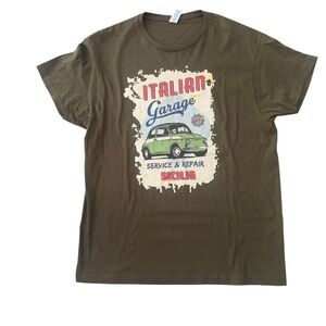 NWT Men’s Italian Garage Graphic T-Shirt Size Small